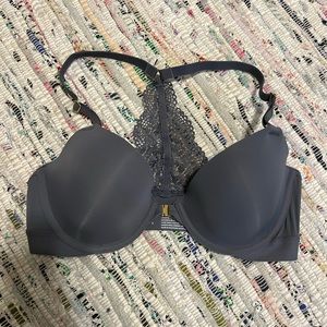 Lively front close t-shirt bra